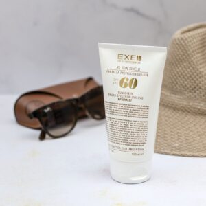 XL sun shield protection UVA-UVB FPS60.